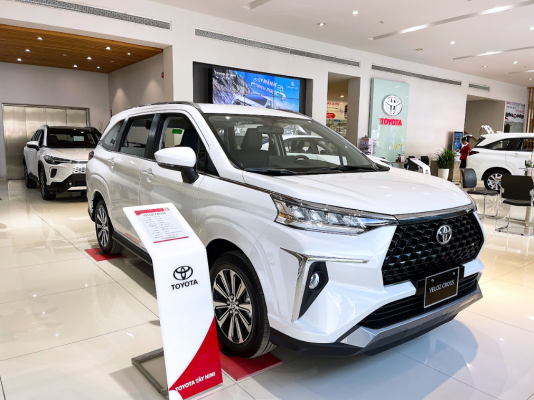 Chương trình khuyến mãi xe khi mua xe Veloz