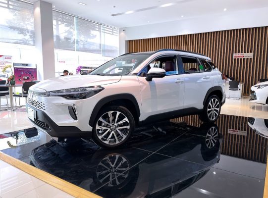 Toyota Tây Ninh có nhận đặt hàng xe nhập khẩu không?