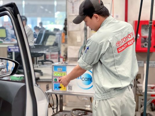 Toyota Tây Ninh có bán phụ kiện chính hãng không?