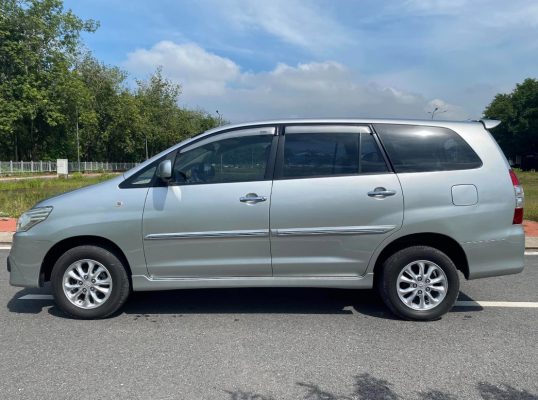 Nên chọn xe Toyota cũ hay xe mới?